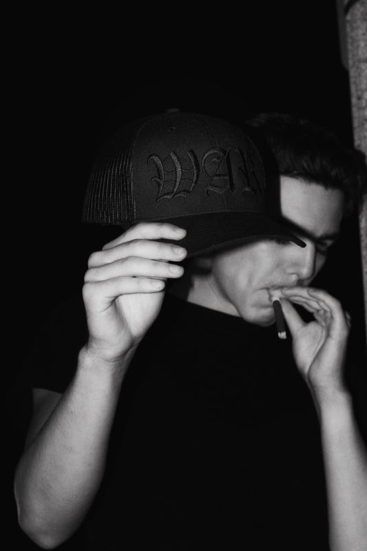 V2 - TRUCKER HAT