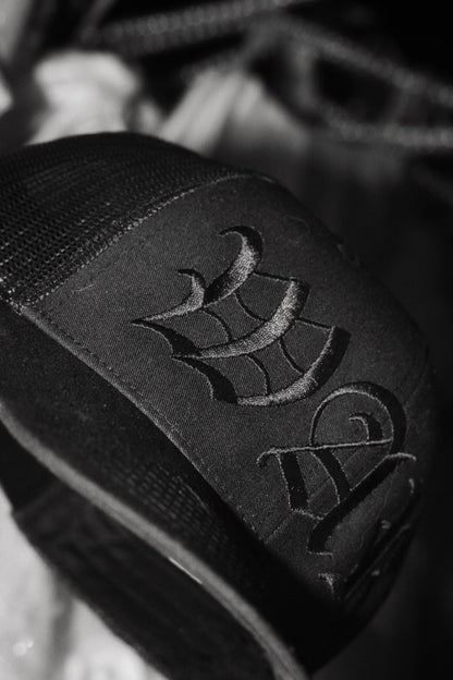 V2 - TRUCKER HAT